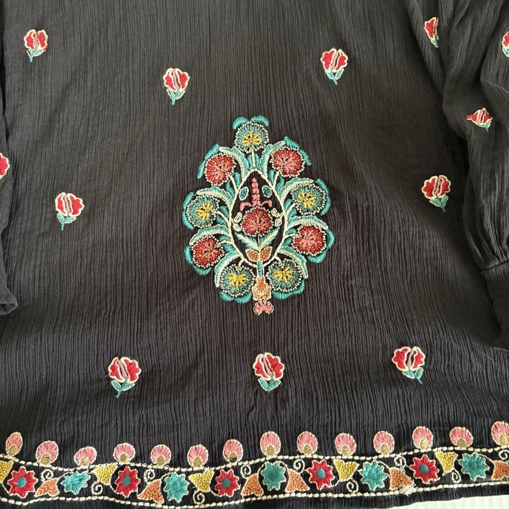 Tolani XL Black 100% Cotton Embroidered Boho Tunic Peasant Blouse Floral Top - Picture 5 of 16